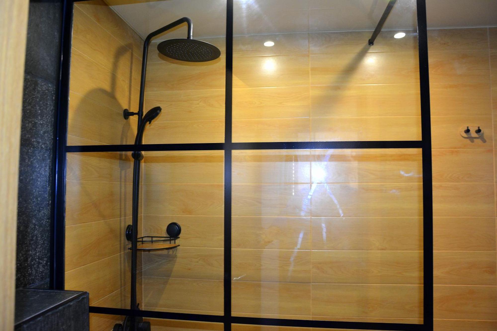 Montenegro Backpackers Home Budva Exterior foto